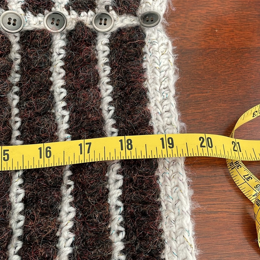 Handmade Crochet Vest - Picture 4 of 4